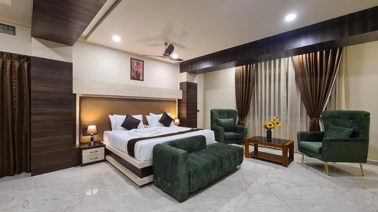 Hotel Eden Karwar Exterior foto